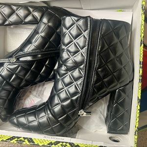 Shoe Sale…. Great Condition